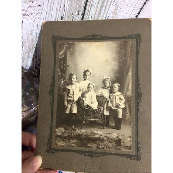 1800’s Cabinet Photo Antique Photo 5 Little Children Family Portrait - Picture 5 of 12